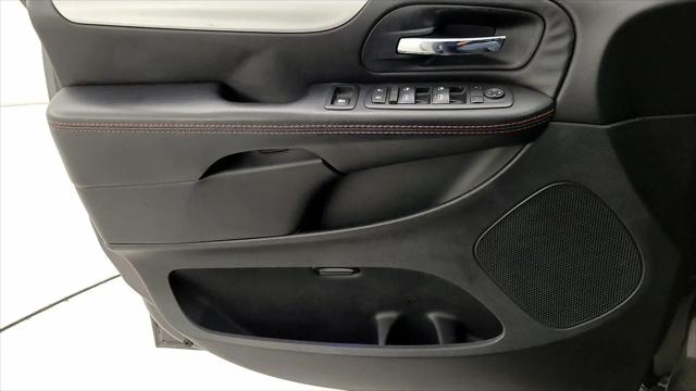 2016 Dodge Grand Caravan R/T