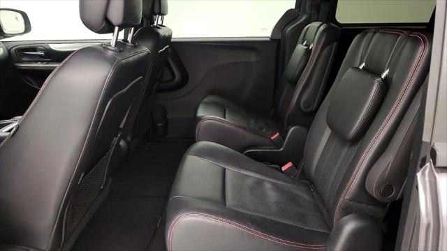 2016 Dodge Grand Caravan R/T