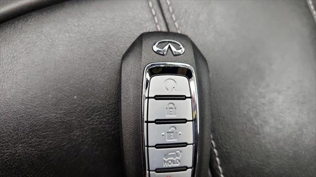 2023 INFINITI QX60 LUXE AWD