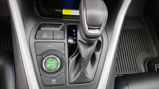 2025 Toyota RAV4 Hybrid XSE