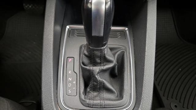 2015 Volkswagen Jetta 2.0L S