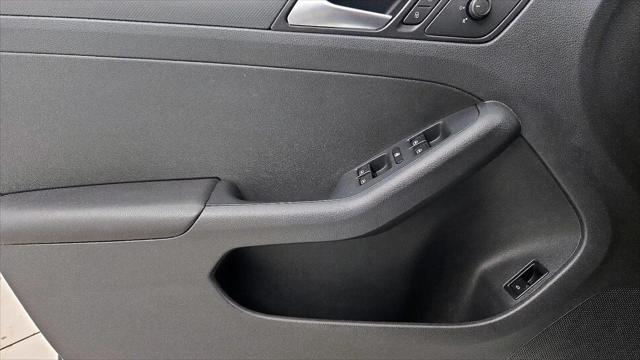 2015 Volkswagen Jetta 2.0L S