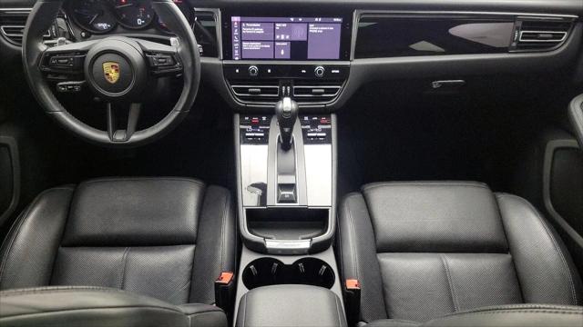 2023 Porsche Macan Macan