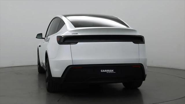 2026 Tesla Model Y Premium Rear-Wheel Drive