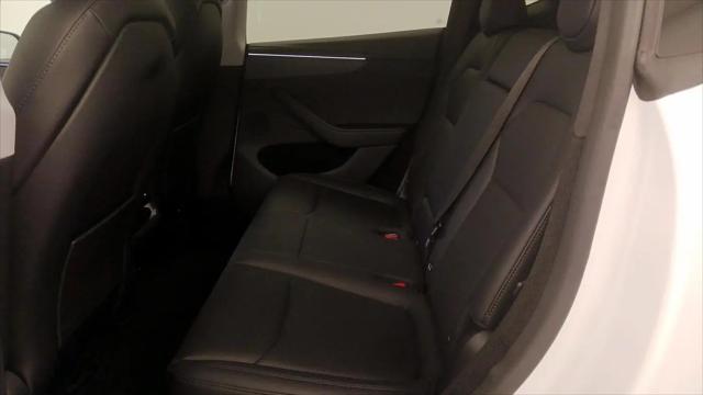 2026 Tesla Model Y Premium Rear-Wheel Drive