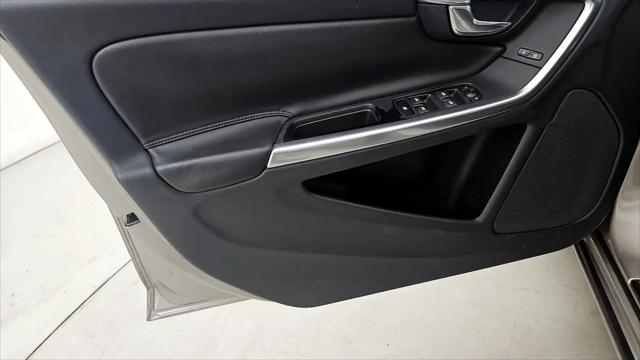 2016 Volvo S60 T5 Drive-E Premier