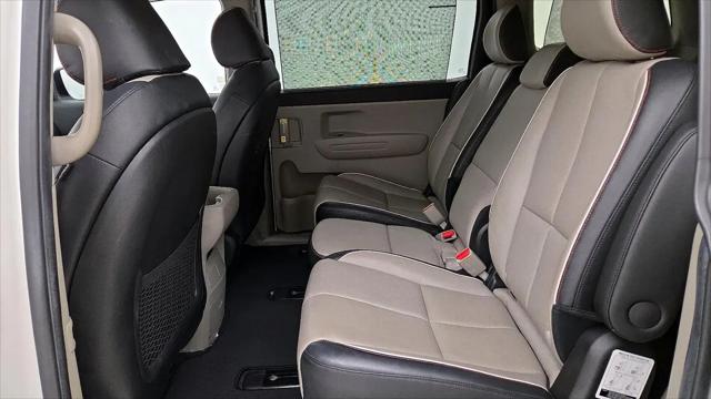 2021 Kia Sedona EX