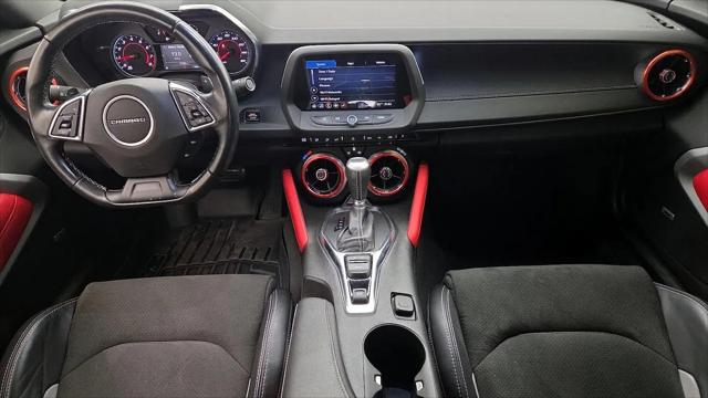 2023 Chevrolet Camaro RWD Convertible 1LT