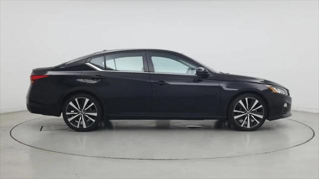 2021 Nissan Altima SR FWD