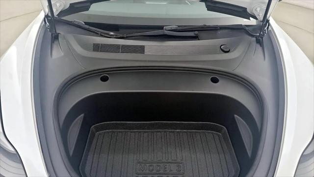 2022 Tesla Model 3 Rear-Wheel Drive