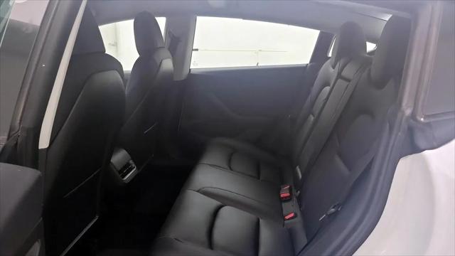 2022 Tesla Model 3 Rear-Wheel Drive