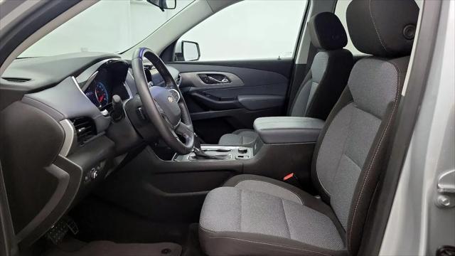 2020 Chevrolet Traverse AWD LT Cloth