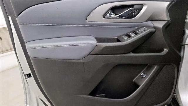 2020 Chevrolet Traverse AWD LT Cloth