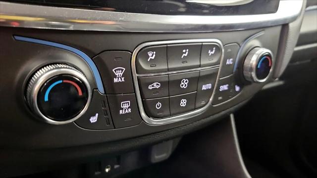 2020 Chevrolet Traverse AWD LT Cloth