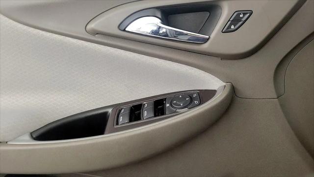 2022 Chevrolet Malibu FWD 1FL