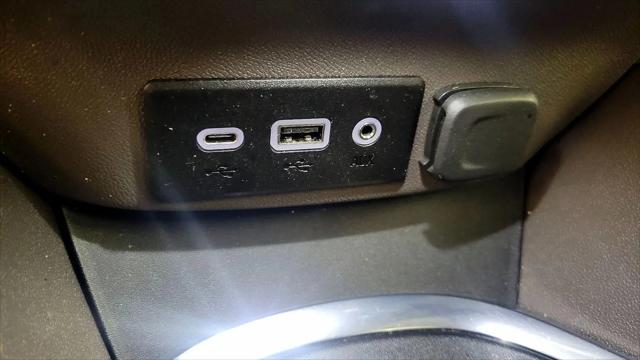 2022 Chevrolet Malibu FWD 1FL
