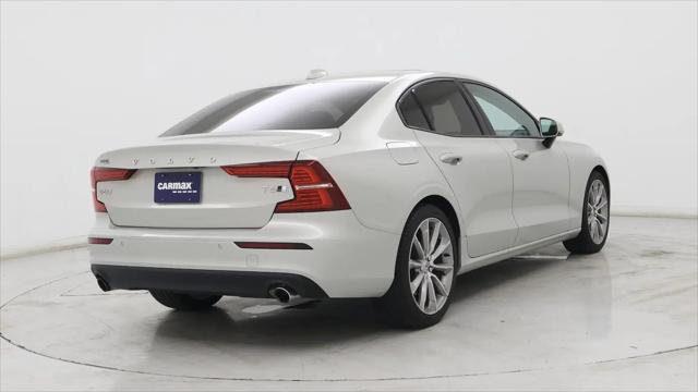2019 Volvo S60 T6 Momentum
