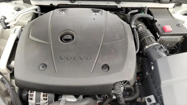 2019 Volvo S60 T6 Momentum