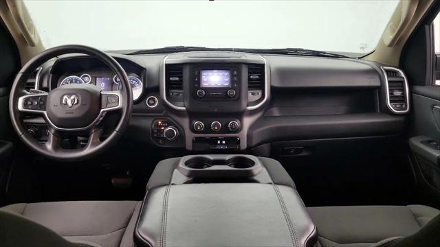2020 Ram 1500 Big Horn Crew Cab 4x4 5'7" Box