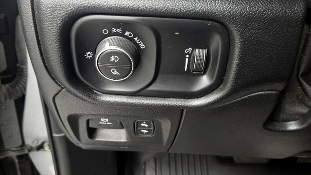 2022 Ram 1500 Big Horn Crew Cab 4x4 5'7" Box