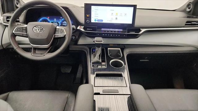 2025 Toyota Sienna XSE