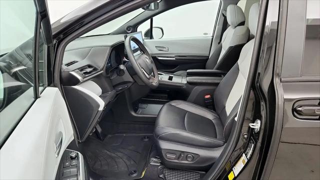 2025 Toyota Sienna XSE