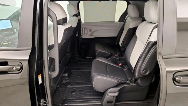 2025 Toyota Sienna XSE