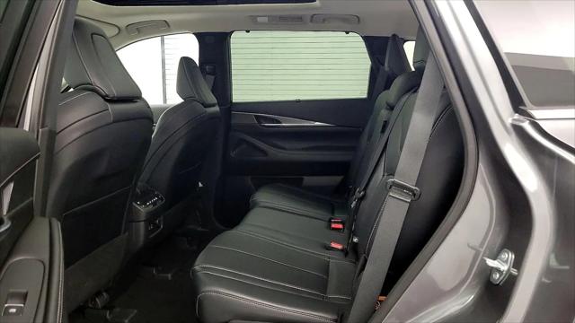 2023 INFINITI QX60 LUXE AWD