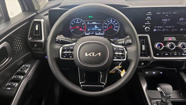 2023 Kia Sorento LX