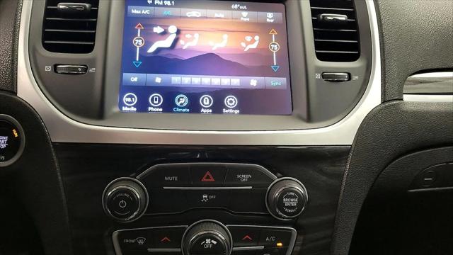 2022 Chrysler 300 Touring