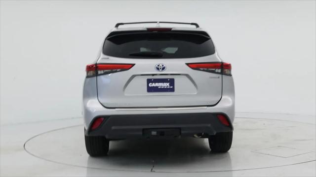 2023 Toyota Highlander Hybrid XLE