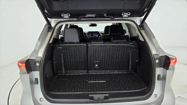 2023 Toyota Highlander Hybrid XLE