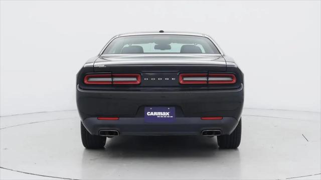 2015 Dodge Challenger SXT
