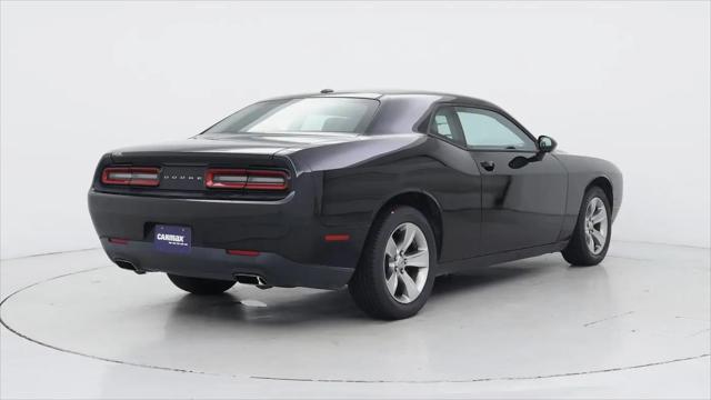 2015 Dodge Challenger SXT