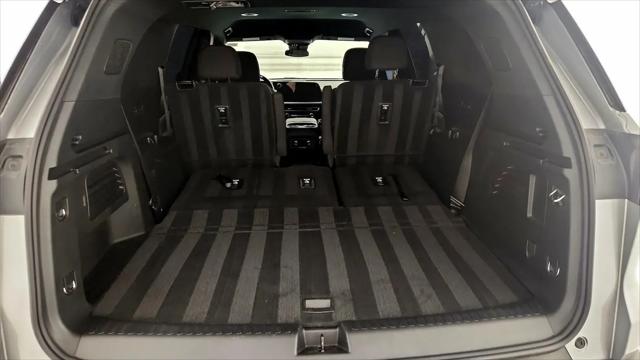 2024 Chevrolet Traverse FWD LT
