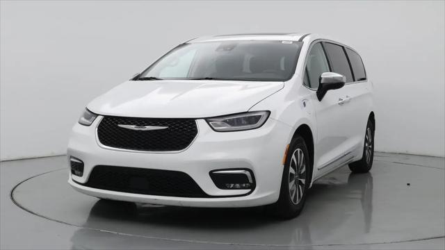 2023 Chrysler Pacifica Hybrid Limited