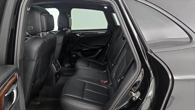 2023 Porsche Macan T