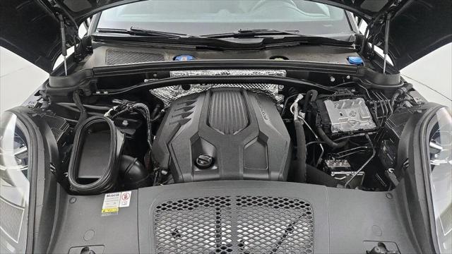 2023 Porsche Macan T