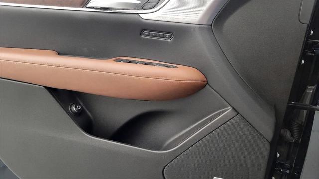 2024 Cadillac XT5 FWD Premium Luxury