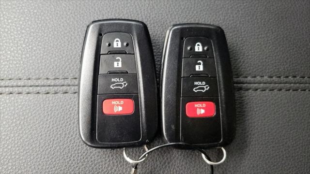 2021 Toyota RAV4 Hybrid XLE Premium