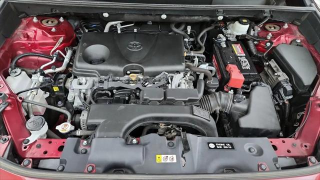 2020 Toyota RAV4 LE
