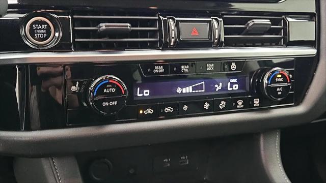 2023 Nissan Pathfinder SL FWD