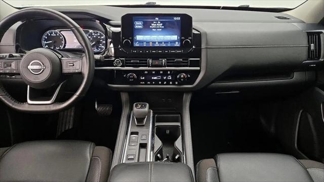 2023 Nissan Pathfinder SL FWD