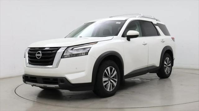 2023 Nissan Pathfinder SL FWD