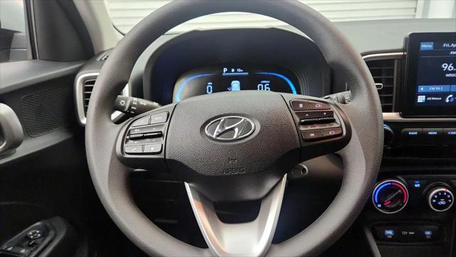 2025 Hyundai Venue SE