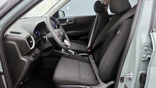 2025 Hyundai Venue SE