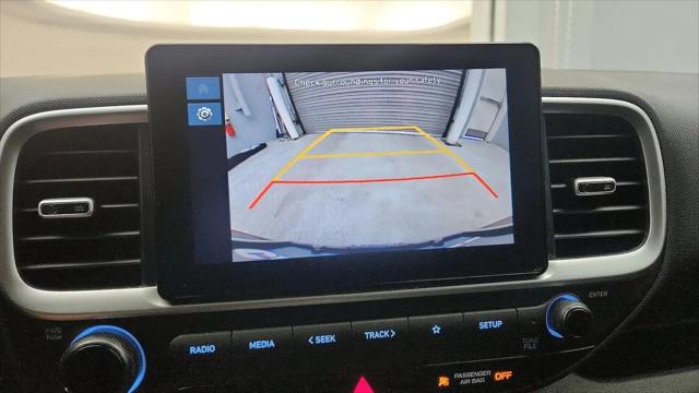 2025 Hyundai Venue SE