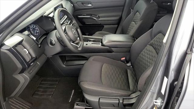 2022 Nissan Pathfinder S 2WD