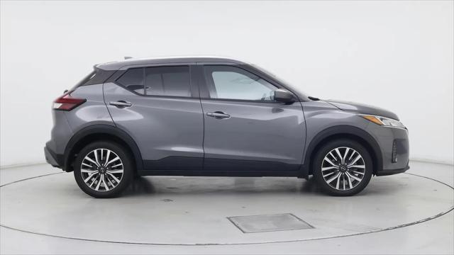 2022 Nissan Kicks SV Xtronic CVT