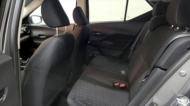 2022 Nissan Kicks SV Xtronic CVT